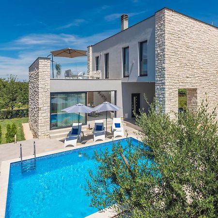 Villa Selest أوماغ المظهر الخارجي الصورة