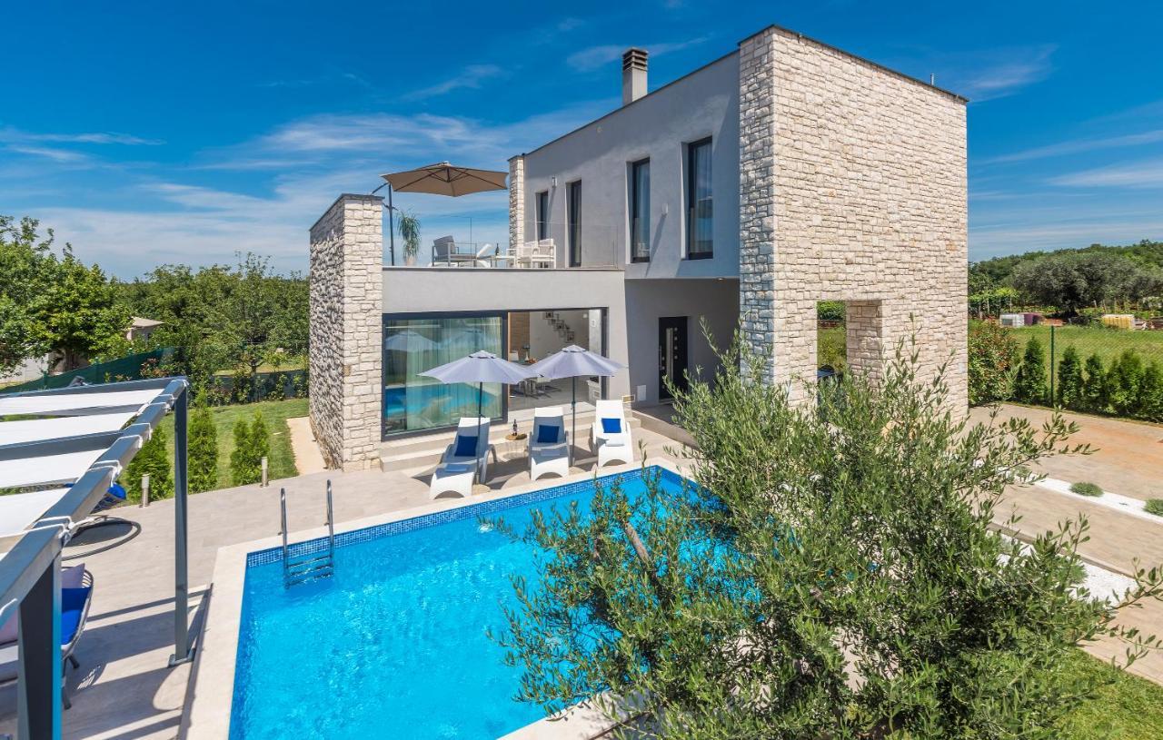 Villa Selest أوماغ المظهر الخارجي الصورة
