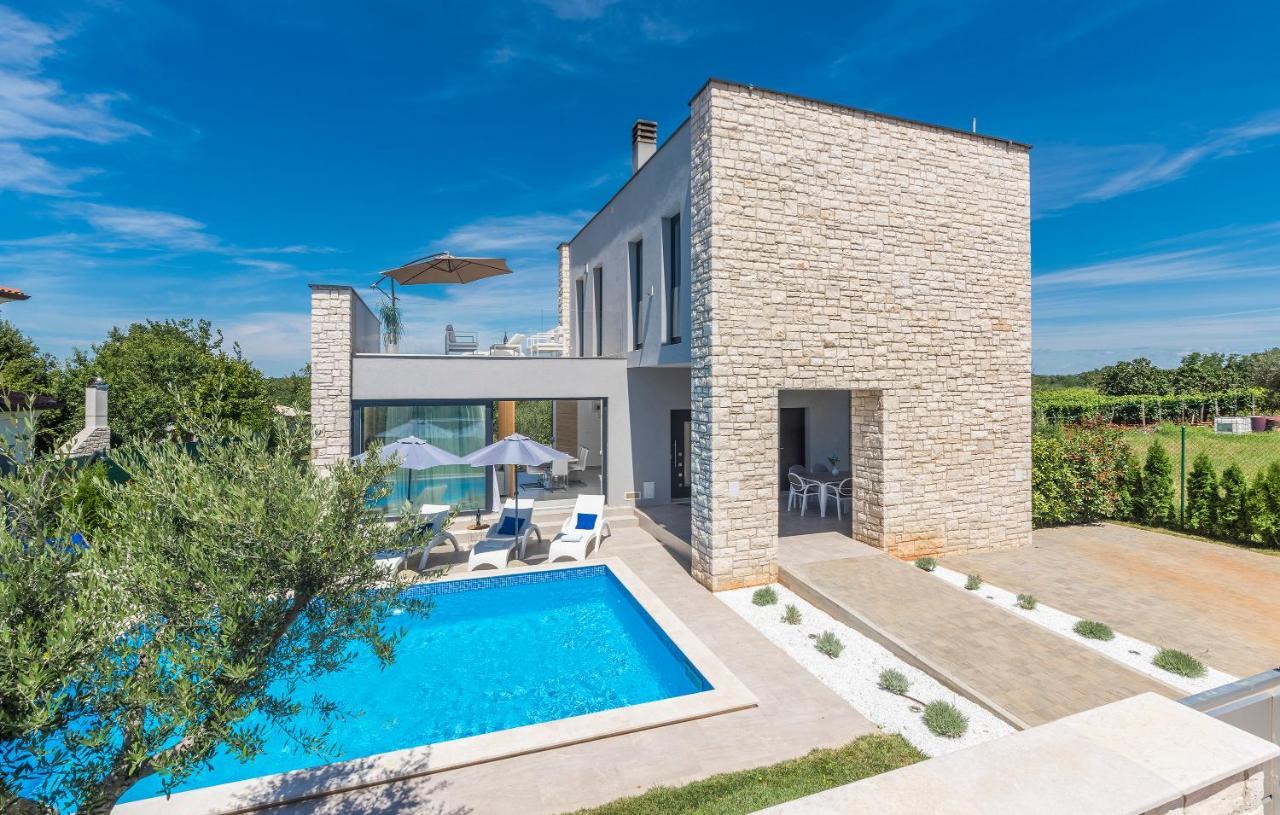 Villa Selest أوماغ المظهر الخارجي الصورة
