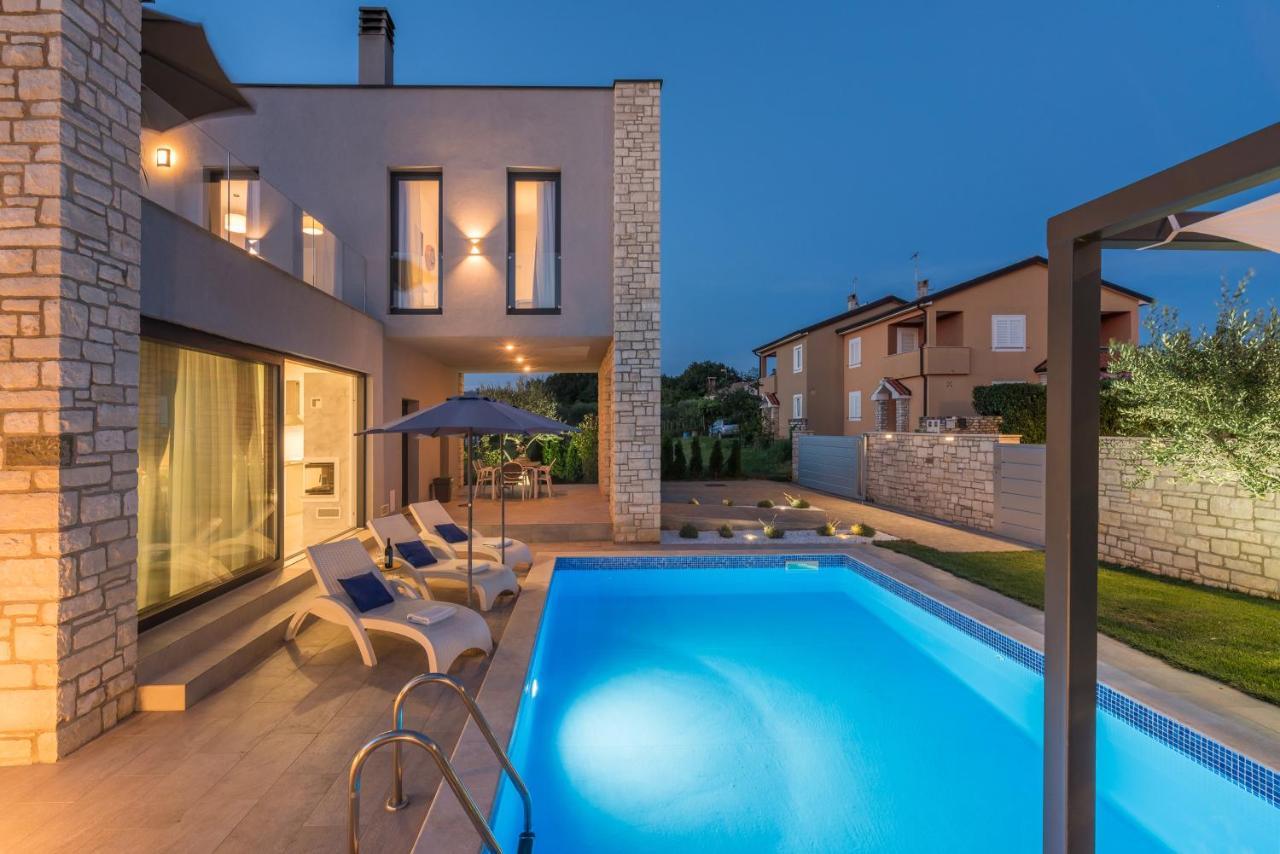 Villa Selest أوماغ المظهر الخارجي الصورة