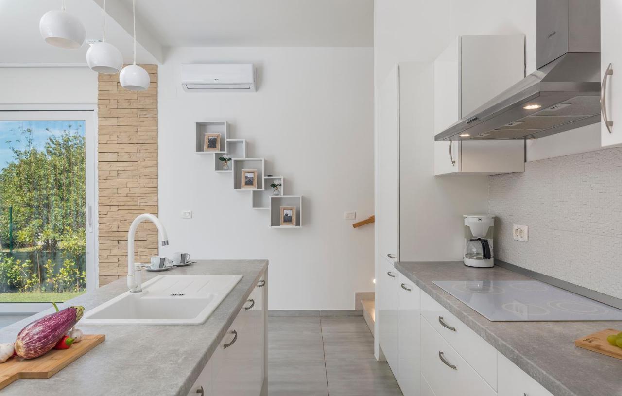 Villa Selest أوماغ المظهر الخارجي الصورة
